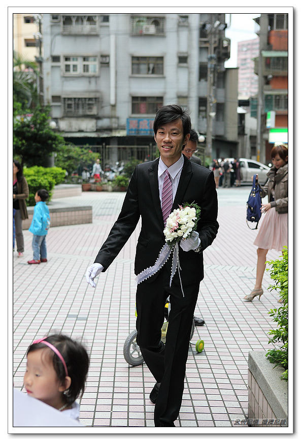 緯恩伊萍 迎娶喜宴 台北中和環球購物中心國際宴會廳 婚攝大J 永恆記憶 婚禮攝影 婚禮紀錄 #婚攝 #婚禮攝影 #台北婚攝 #婚禮拍立得 #婚攝拍立得 #即拍即印 #婚禮紀錄 #婚攝價格 #婚攝推薦 #拍立得 #婚攝價格 #婚攝推薦