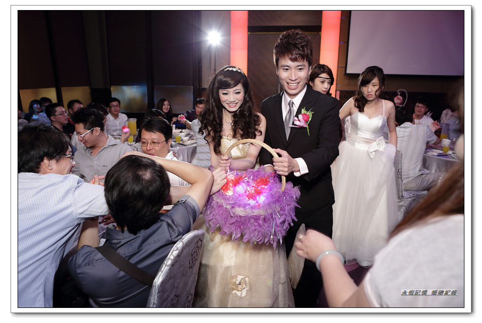偉哲雅筑 迎娶喜宴 基隆豪鼎飯店 婚攝大J 永恆記憶 婚禮攝影 台北婚攝 #婚攝 #婚禮攝影 #台北婚攝 #婚禮拍立得 #婚攝拍立得 #即拍即印 #婚禮紀錄 #婚攝價格 #婚攝推薦 #拍立得 #婚攝價格 #婚攝推薦