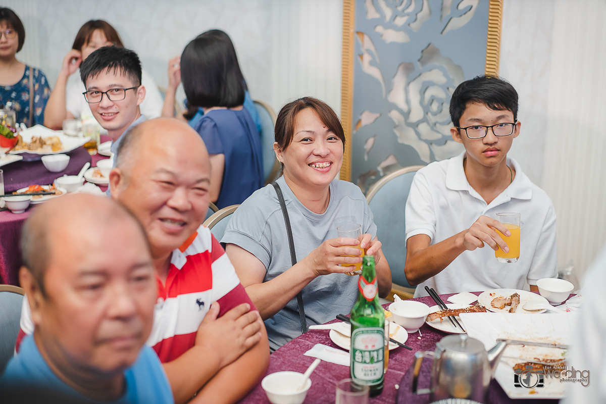 毅仁曉梅 文定迎娶晚宴 林口金湯匙花漾時尚會館

 婚攝香蕉 永恆記憶 婚禮攝影 台北婚攝 #婚攝 #婚禮攝影 #台北婚攝 #婚禮拍立得 #婚攝拍立得 #即拍即印 #婚禮紀錄 #婚攝價格 #婚攝推薦 #拍立得 #婚攝價格 #婚攝推薦