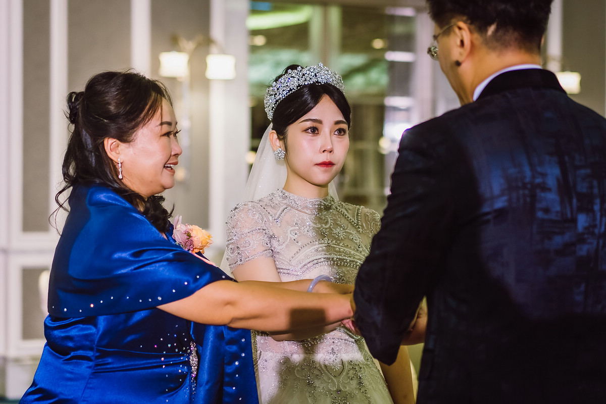 WilliamBonnie 幸福晚宴 臺北文華東方酒店 婚攝香蕉 永恆記憶 婚禮攝影 迎娶儀式 #婚攝 #婚禮攝影 #台北婚攝 #婚禮拍立得 #婚攝拍立得 #即拍即印 #婚禮紀錄 #婚攝價格 #婚攝推薦 #拍立得 #婚攝價格 #婚攝推薦